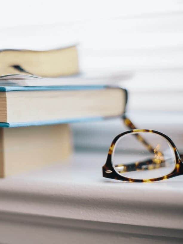 The Top 15 Books I Recommend to Heal Your Soul, Find Your Kindred Spirits, and Discover Your Calling. | Annie Wright, LMFT | www.anniewright.com