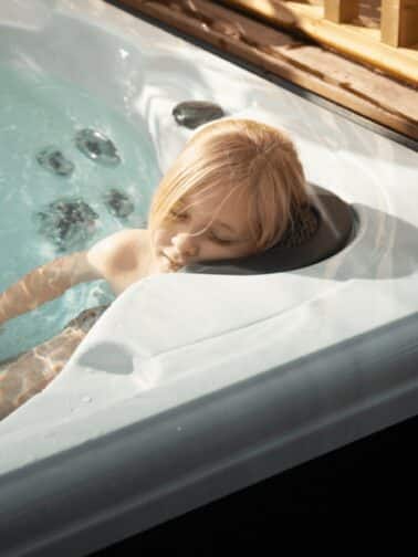 The Big Lesson My Blow Up Hot Tub Taught Me | Annie Wright, LMFT | www.anniewright.com