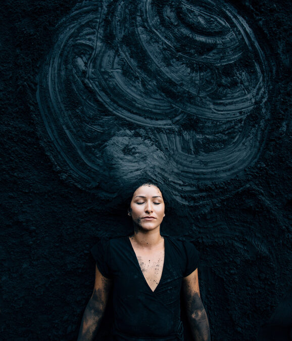 5 Familiar Experiences When You Come From A Relational Trauma Background.