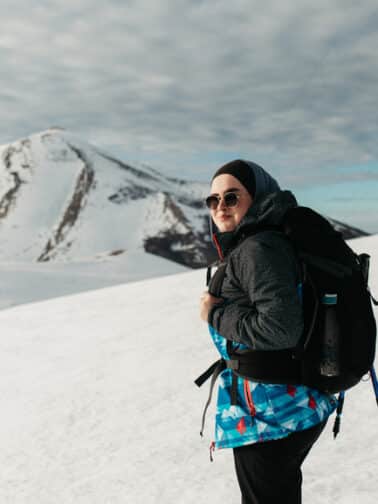 What does it mean to be an ambitious, upwardly mobile woman from a relational trauma background? | Annie Wright, LMFT | www.anniewright.com